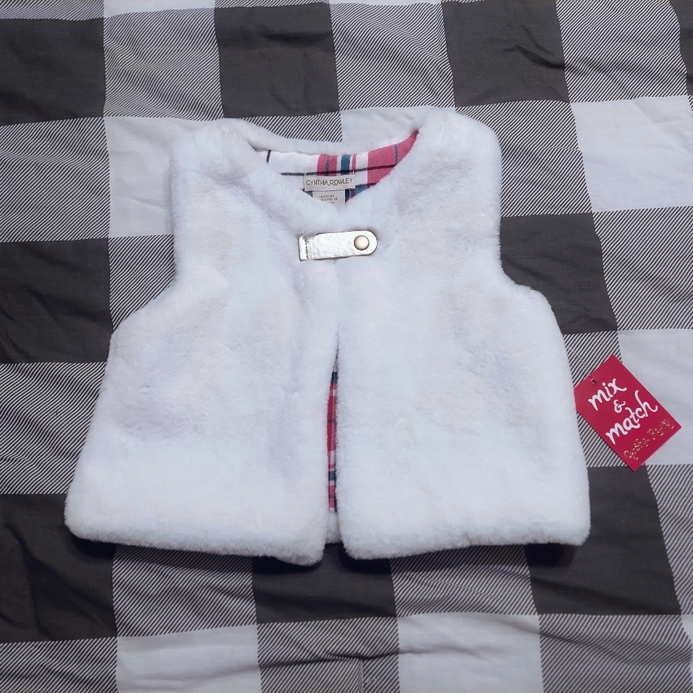 NWT Cynthia Rowley Girls Fur Vest